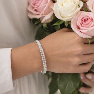 White Gold Tennis Bracelet with baguette stones